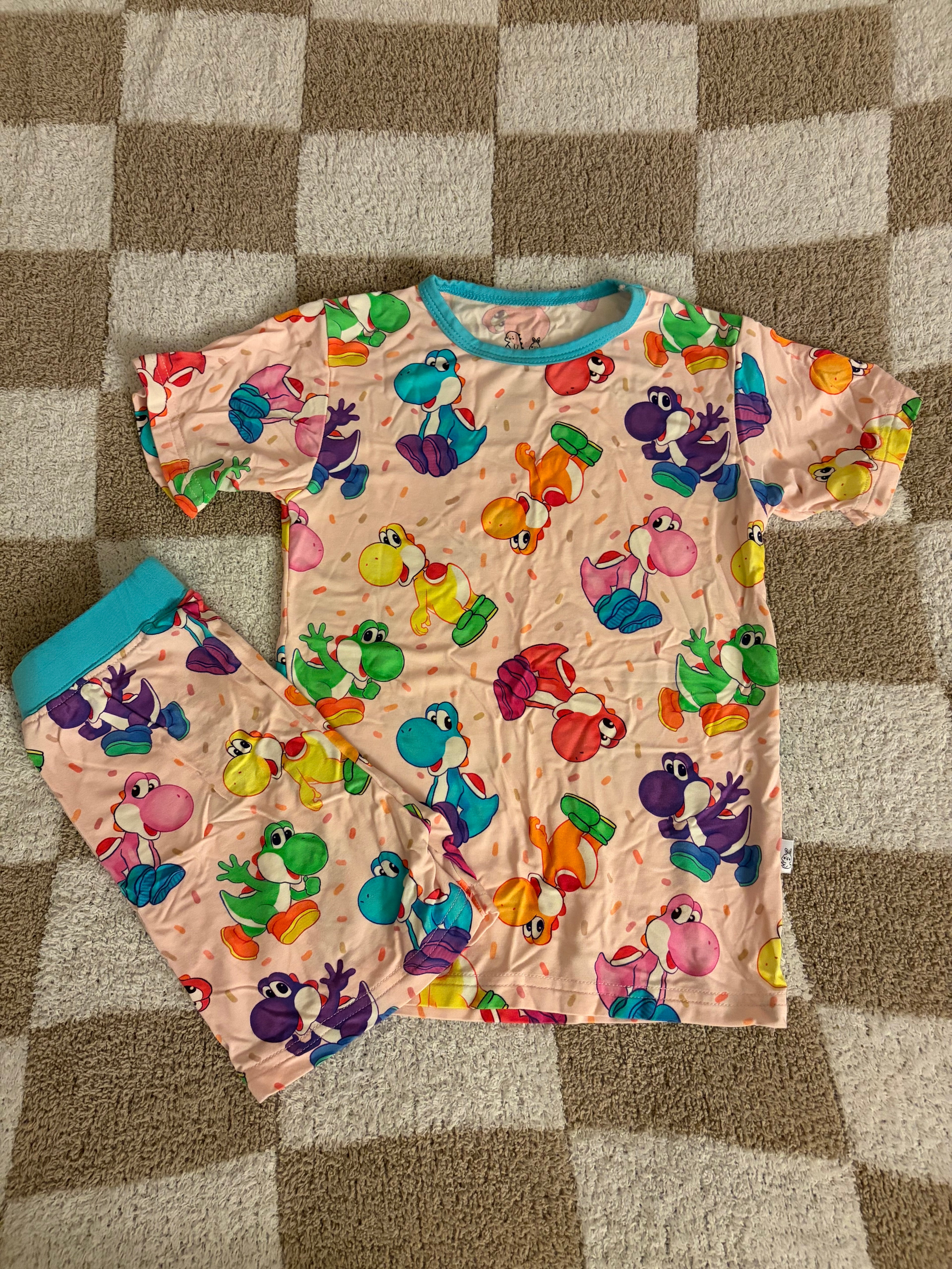 Colorful Dino Short sleeve and short set