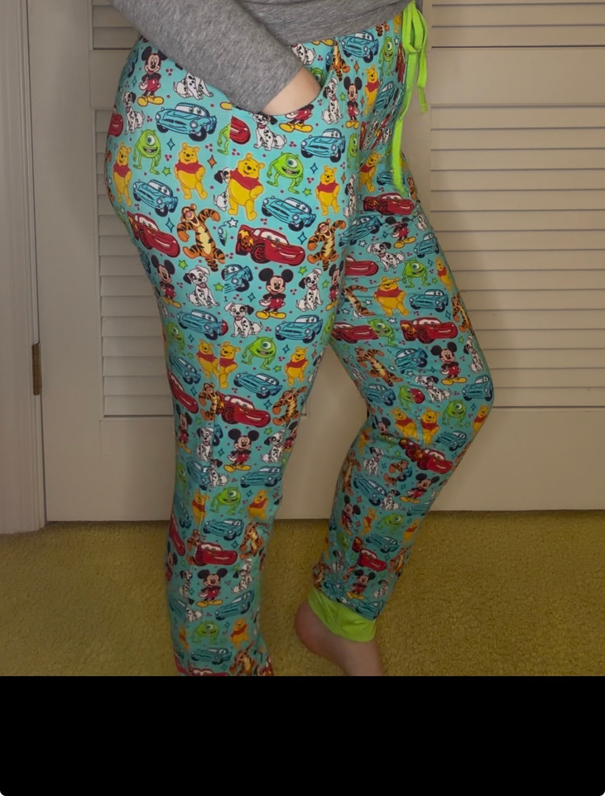 Character Cruisin Mama Joggers