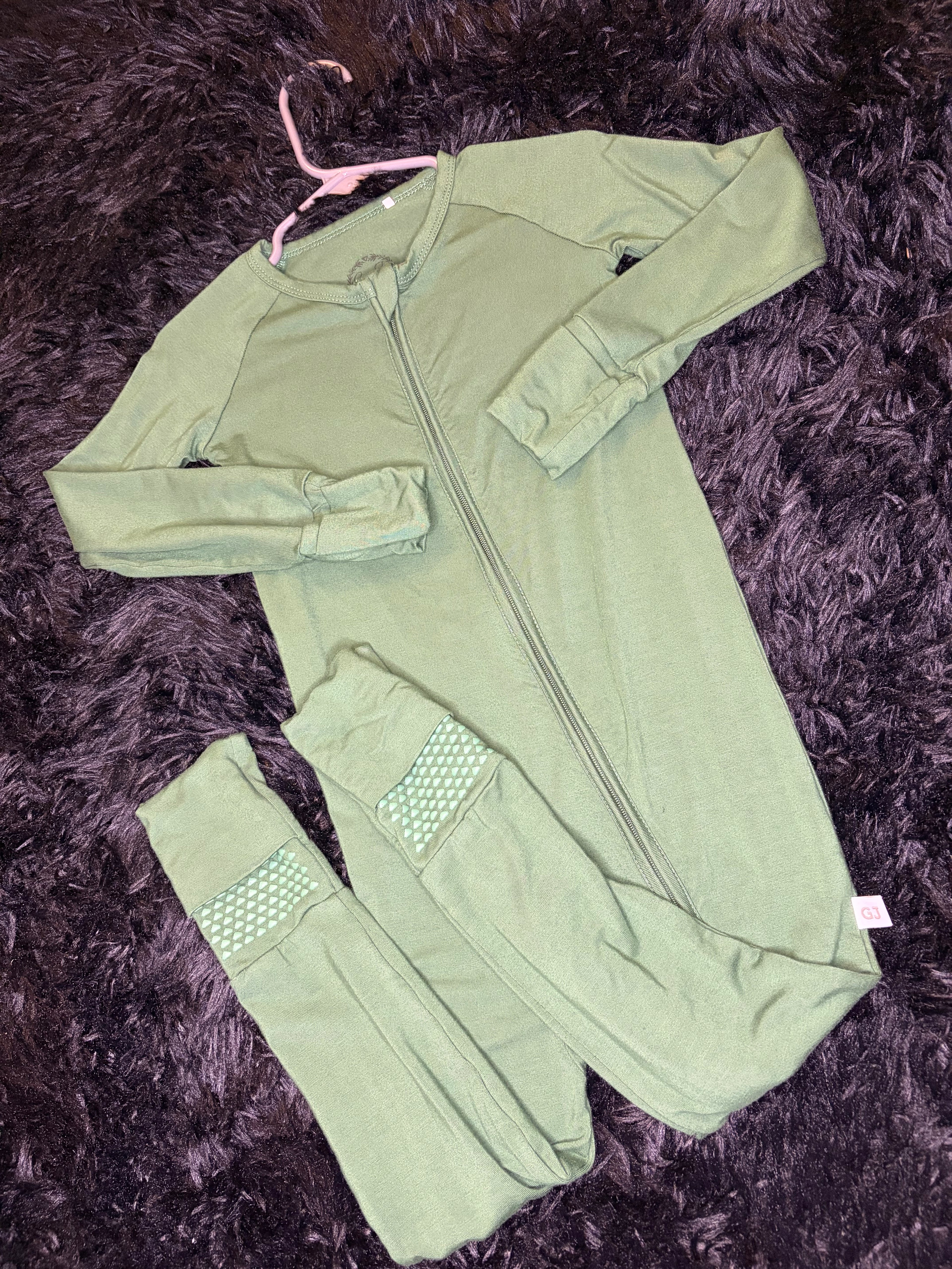 Wildlife Green Zippy