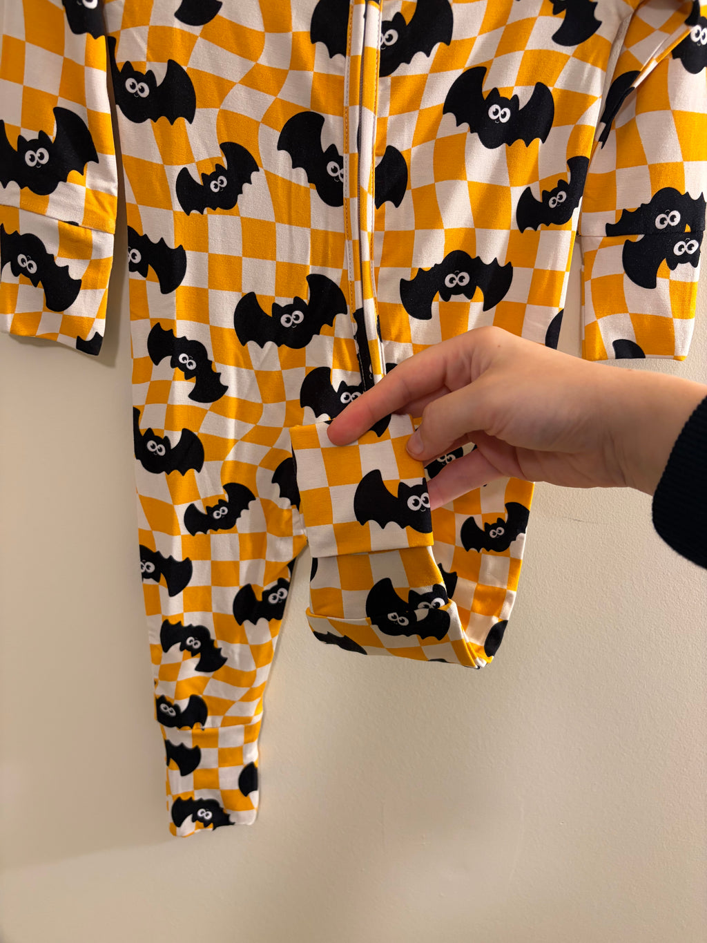Batty Checks 🦇Bamboo Zippy
